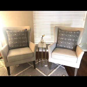Gray and white accent pillows